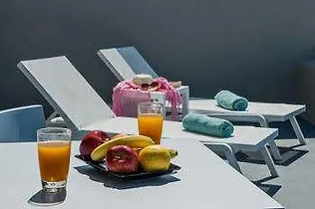 Villa Luna Santorini Pýrgos