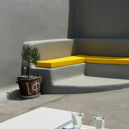 Villa Luna Santorini Pýrgos